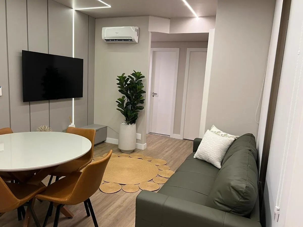 Apto Inteiro Perto Av Paulista E Hospital Sirio São Paulo 0*,  Brasilien